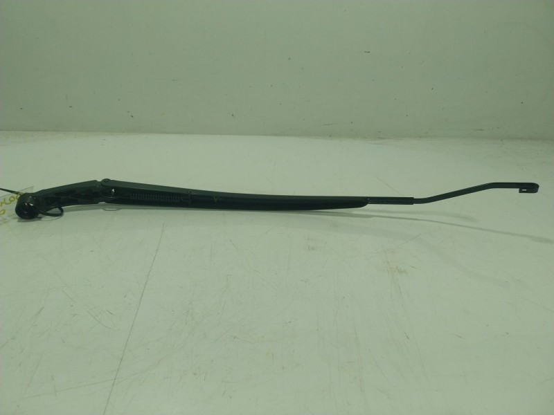 Recambio de brazo limpia delantero derecho para toyota yaris (_p21_, _pa1_, _ph1_) 1.5 (mxpa11) referencia OEM IAM 85211K0020  