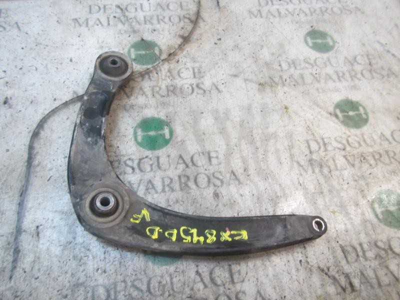 Recambio de brazo suspension inferior delantero derecho para citroën c4 berlina 1.4 16v referencia OEM IAM   