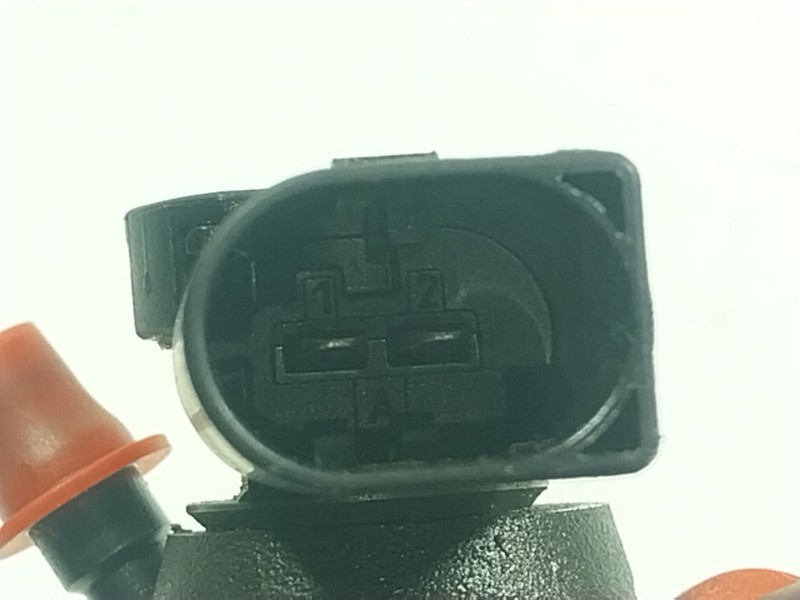 Recambio de inyector para audi a3 sportback (8va, 8vf) 1.6 tdi referencia OEM IAM  0626111919H 