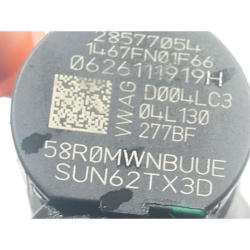 Recambio de inyector para audi a3 sportback (8va, 8vf) 1.6 tdi referencia OEM IAM  0626111919H 