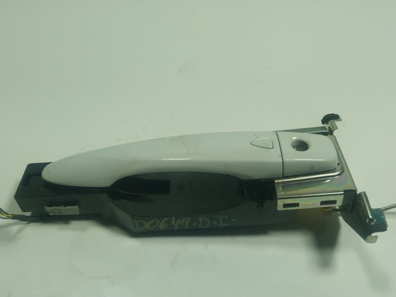 Recambio de maneta exterior delantera izquierda para renault kadjar (ha_, hl_) 1.3 tce 140 referencia OEM IAM 806B04EH0A  