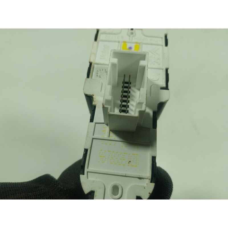 Recambio de mando elevalunas delantero izquierdo para opel vivaro c platform cabin (k0) 2.0 referencia OEM IAM  96783350ZD 