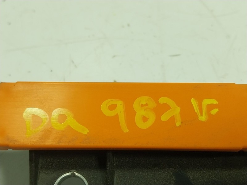 Recambio de modulo electronico para lexus lbx 1.5 vvti hybrid (mayh10l) referencia OEM IAM  821H252010 