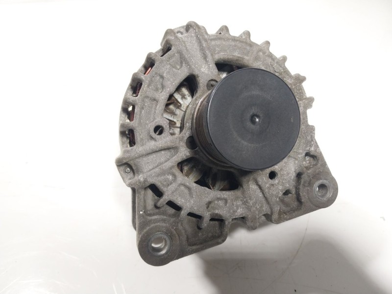 Recambio de alternador para nissan qashqai (j11) black edition referencia OEM IAM  231004BE0BC 