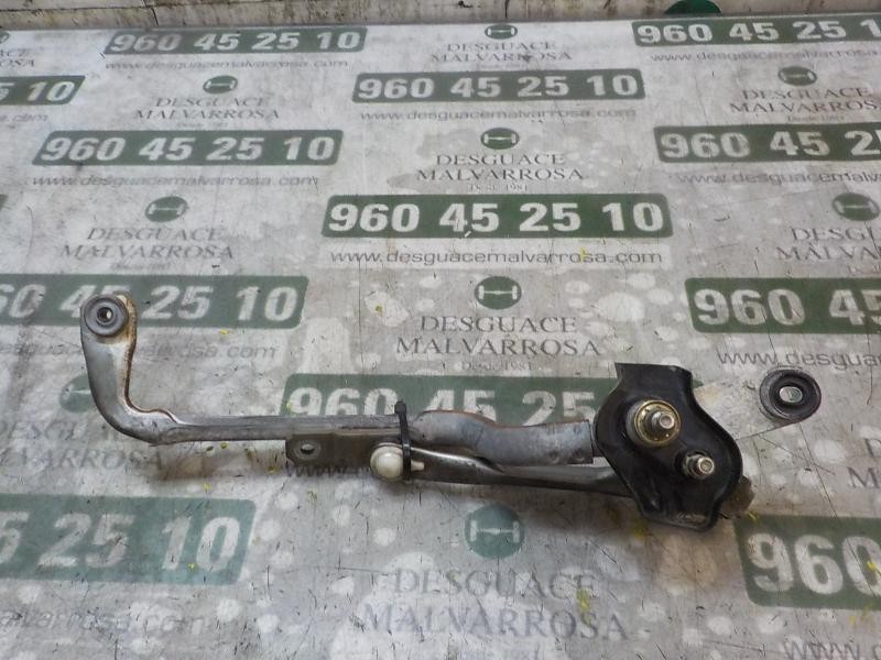 Recambio de articulacion limpia delantero para toyota yaris 1.0 cat referencia OEM IAM 851500D180  