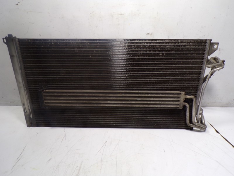 Recambio de condensador aire acondicionado para volkswagen touareg (7la) tdi r5 referencia OEM IAM 7L0820411G 7L0820411F 