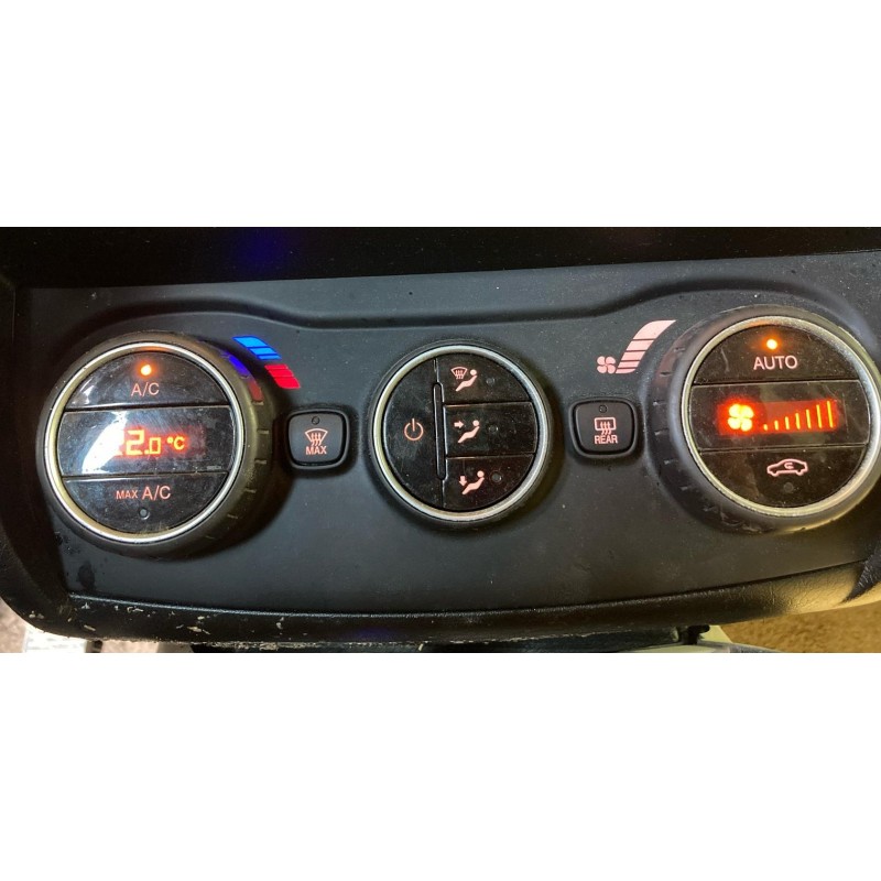 Recambio de mando climatizador para fiat tipo hatchback (356_, 357_) 1.3 d (356hxh1a) referencia OEM IAM 735660136 07356601360 