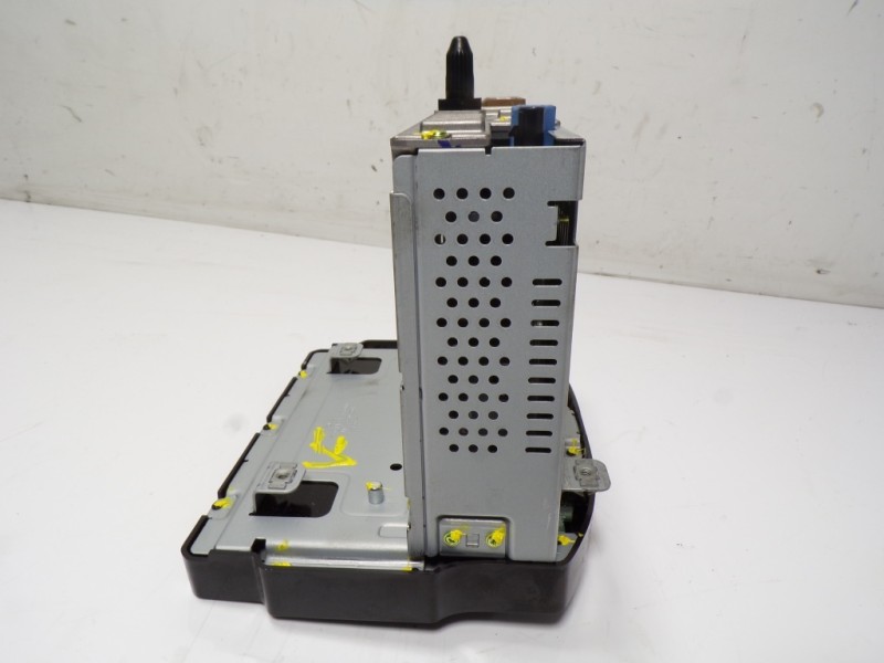 Recambio de sistema audio / radio cd para opel crossland x 1.2 referencia OEM IAM 1637205180 9827214480 39145557