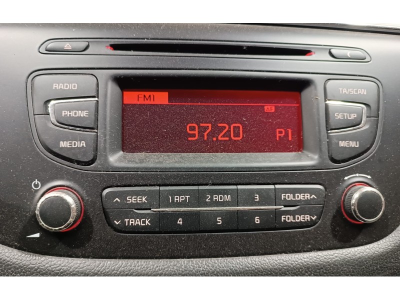 Recambio de sistema audio / radio cd para kia cee´d (jd) 1.4 crdi 90 referencia OEM IAM 96170A2600WK 96170A2600WK 