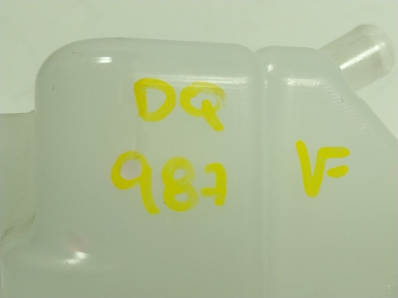 Recambio de deposito expansion para lexus lbx 1.5 vvti hybrid (mayh10l) referencia OEM IAM   