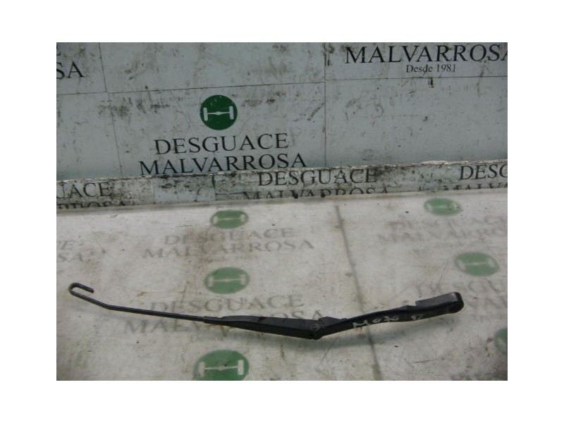 Recambio de brazo limpia delantero izquierdo para audi a8 (d2) 4.2 quattro referencia OEM IAM 4D1955407B  