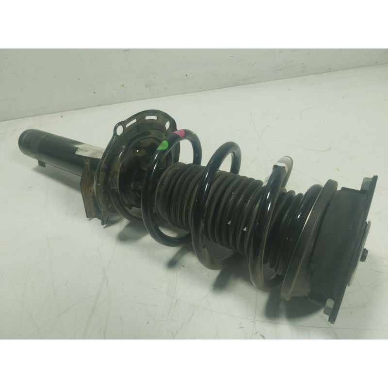 Recambio de amortiguador delantero derecho para seat leon sportstourer (kl8) style referencia OEM IAM 5WA413031CD 5WA413031AA 