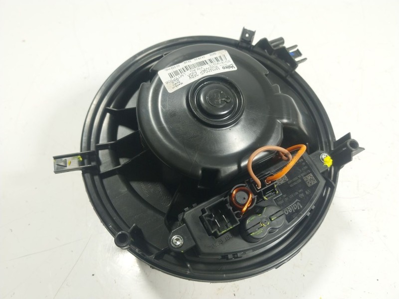 Recambio de motor calefaccion para seat leon sportstourer (kl8) style referencia OEM IAM 5WB819021A 3Q1819021E 5WA907521