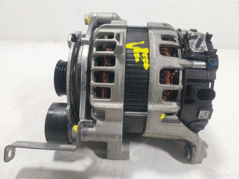 Recambio de alternador para bmw 8 coupé (g15, f92) 840 d xdrive referencia OEM IAM 12318571358 8571358 