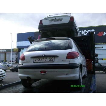 PEUGEOT 206 BERLINA