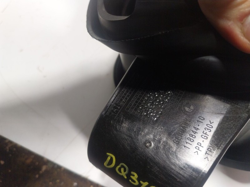 Recambio de tapa combustible para bmw 5 (g30, f90) 540 i xdrive referencia OEM IAM 51917387934 11884410 