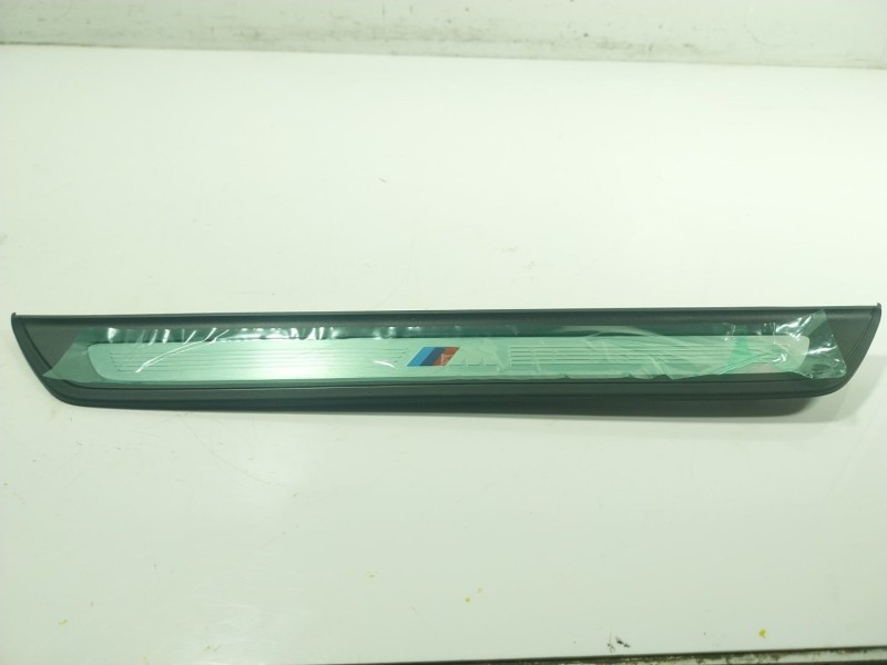 Recambio de moldura para bmw 5 (g30, f90) 540 i xdrive referencia OEM IAM 51475A0DB65 51475A0DB65 