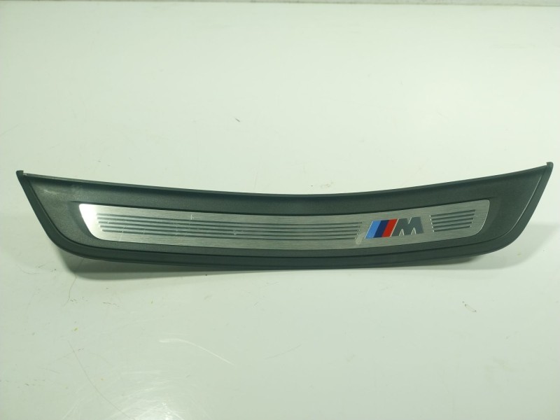 Recambio de moldura para bmw 5 (g30, f90) 540 i xdrive referencia OEM IAM 51479447021 51479447022 