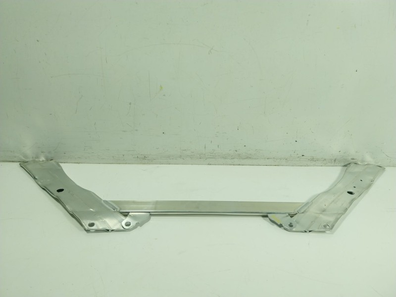 Recambio de travesaño inferior para bmw 5 (g30, f90) 540 i xdrive referencia OEM IAM 51617453800 6799630 