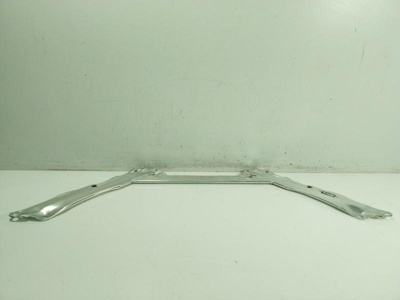 Recambio de travesaño inferior para bmw 5 (g30, f90) 540 i xdrive referencia OEM IAM 51617453800 6799630 