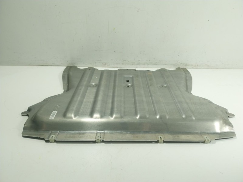 Recambio de cubrecarter para bmw 5 (g30, f90) 540 i xdrive referencia OEM IAM 31146883283 6883283 