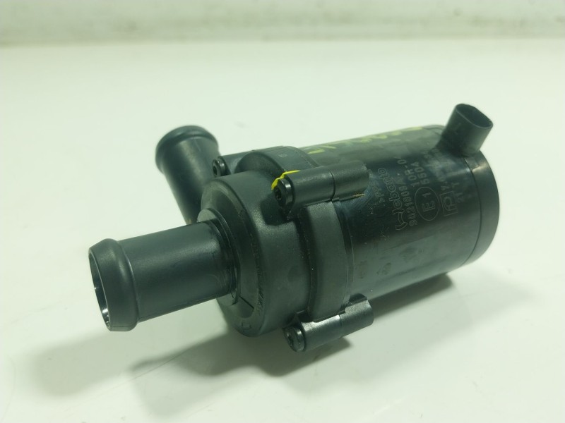 Recambio de bomba agua para bmw 3 (g20, g80, g28) 330 d xdrive referencia OEM IAM 64129329961 9021808A 