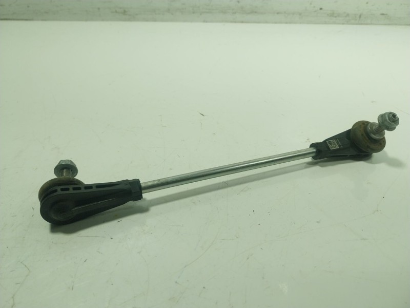 Recambio de tirante delantero derecho para bmw 3 (g20, g80, g28) 330 d xdrive referencia OEM IAM 31306893360 689336002 