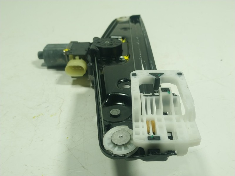 Recambio de elevalunas trasero izquierdo para mini mini countryman (f60) cooper s all4 referencia OEM IAM 51357390243 739008110 