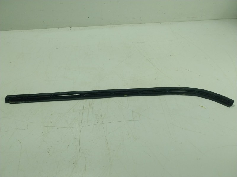 Recambio de moldura para mini mini countryman (f60) cooper s all4 referencia OEM IAM 51377390173 74901730120014 