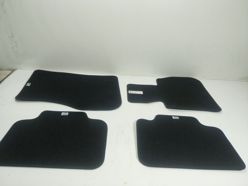 Recambio de juego tapizados / cartoneras para mini mini countryman (f60) cooper s all4 referencia OEM IAM 51477444885 5147741387