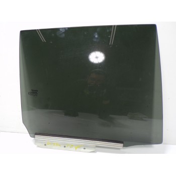 CRISTAL PUERTA TRASERO DERECHO 68103F4020 