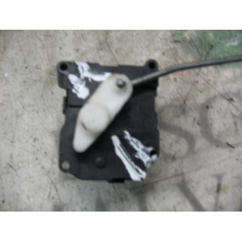 MOTOR APERTURA TRAMPILLAS CLIMATIZADOR 4D0820511A 4D0820511A 