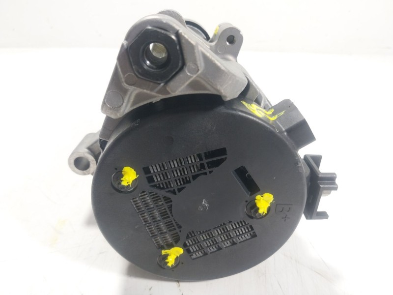 Recambio de alternador para bmw 3 (g20, g80, g28) 330 i referencia OEM IAM 12318654280 1042119472 
