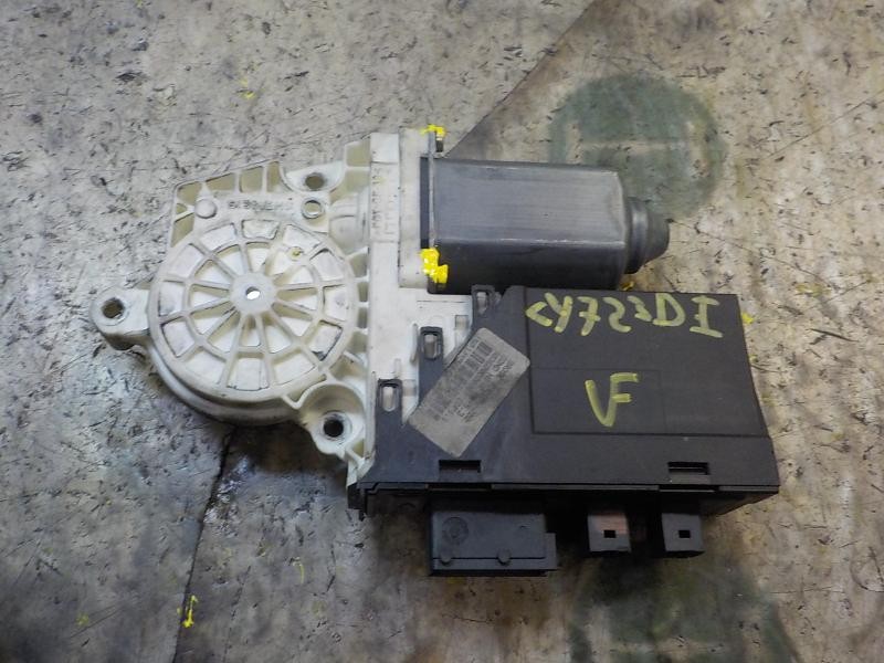 Recambio de motor elevalunas delantero izquierdo para citroën c5 break referencia OEM IAM 9221P4  