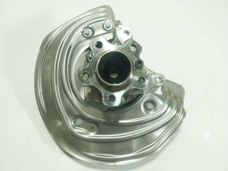 Recambio de mangueta delantera izquierda para bmw 3 (g20, g80, g28) 330 i referencia OEM IAM 31206878609  