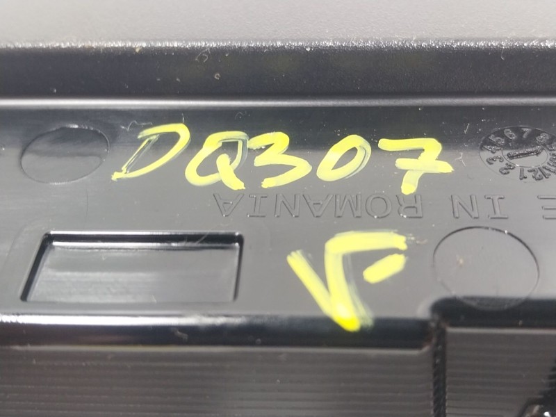 Recambio de piloto trasero central para bmw 3 (g20, g80, g28) 330 i referencia OEM IAM 63257420460 742046008 