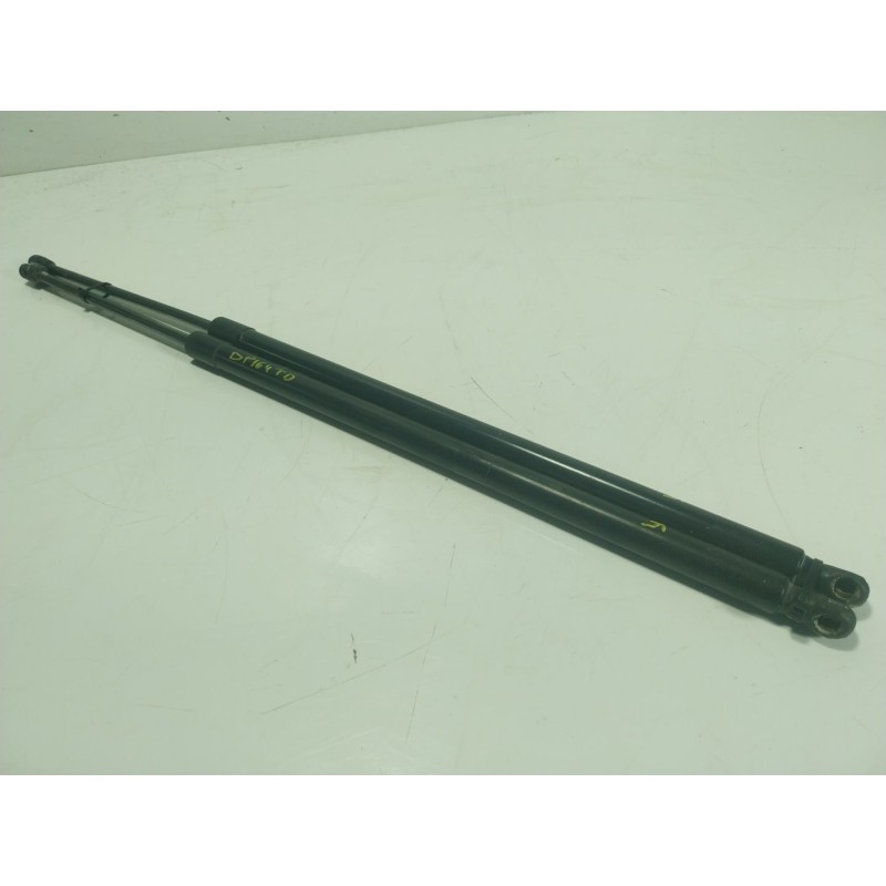 Recambio de amortiguadores maletero / porton para ford kuga ii (dm2) 2.0 tdci 4x4 referencia OEM IAM 1945552  1945553