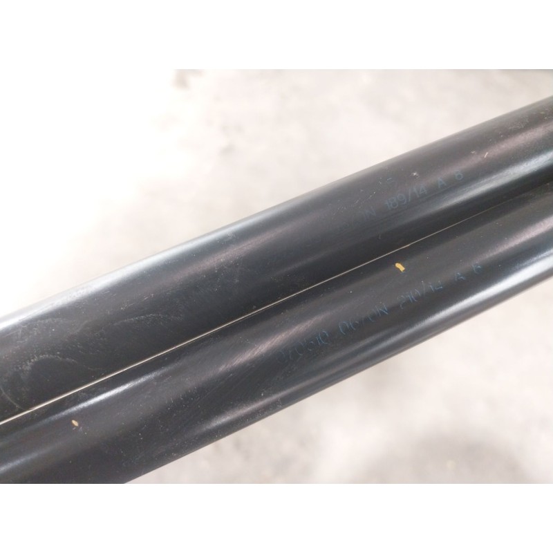 Recambio de amortiguadores maletero / porton para ford kuga ii (dm2) 2.0 tdci 4x4 referencia OEM IAM 1945552  1945553