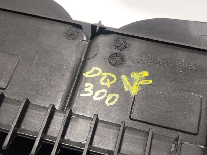 Recambio de apoyabrazos central para bmw 8 descapotable (g14, f91) 840 i xdrive referencia OEM IAM 51166996366  