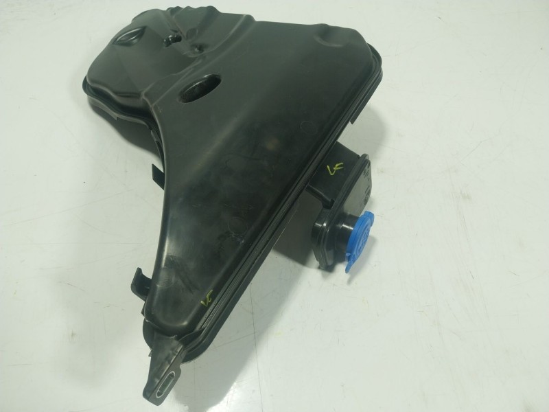 Recambio de deposito limpia para bmw 8 descapotable (g14, f91) 840 i xdrive referencia OEM IAM 61669478625 61667435337 