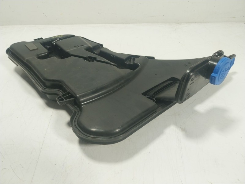 Recambio de deposito limpia para bmw 8 descapotable (g14, f91) 840 i xdrive referencia OEM IAM 61669478625 61667435337 