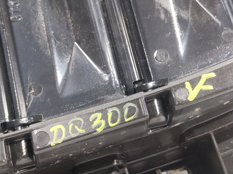 Recambio de rejilla para bmw 8 descapotable (g14, f91) 840 i xdrive referencia OEM IAM 51138092674  