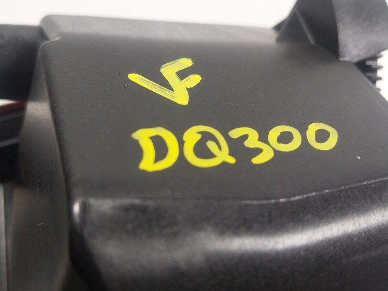 Recambio de tapa combustible para bmw 8 descapotable (g14, f91) 840 i xdrive referencia OEM IAM 41007440411 51177440404 