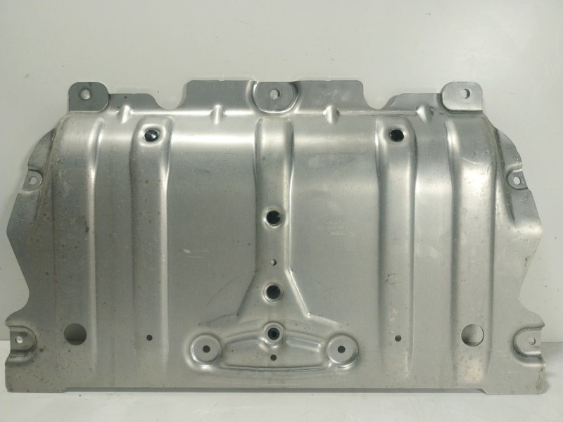 Recambio de cubrecarter para bmw 3 (g20, g80, g28) 330 i referencia OEM IAM 31146880899 6880899 