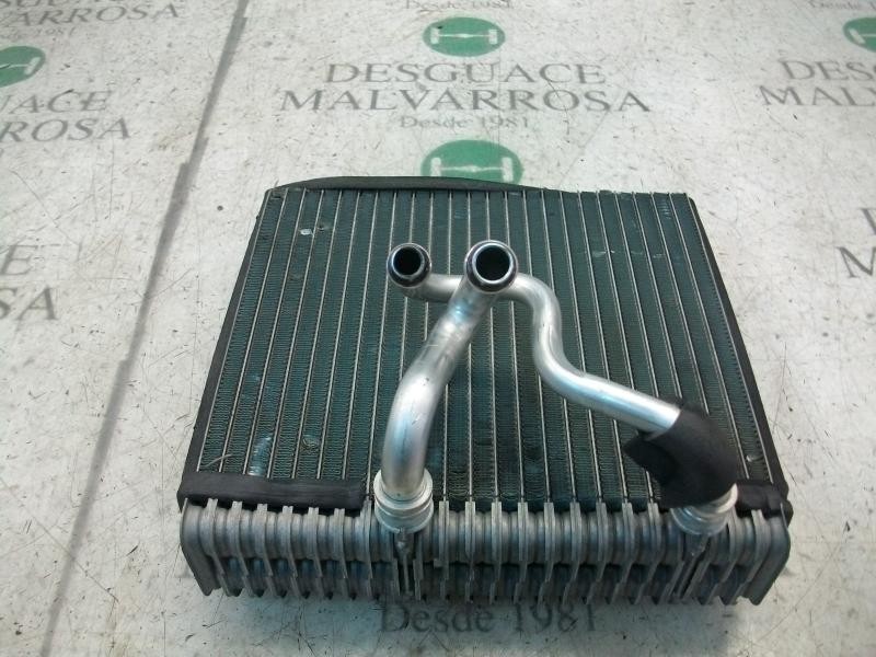 Recambio de evaporador aire acondicionado para opel corsa c essentia referencia OEM IAM   