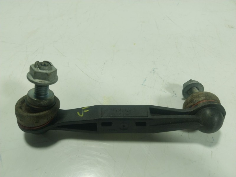 Recambio de tirante trasero derecho para bmw 3 (g20, g80, g28) 330 i referencia OEM IAM 33506785608 678560804 
