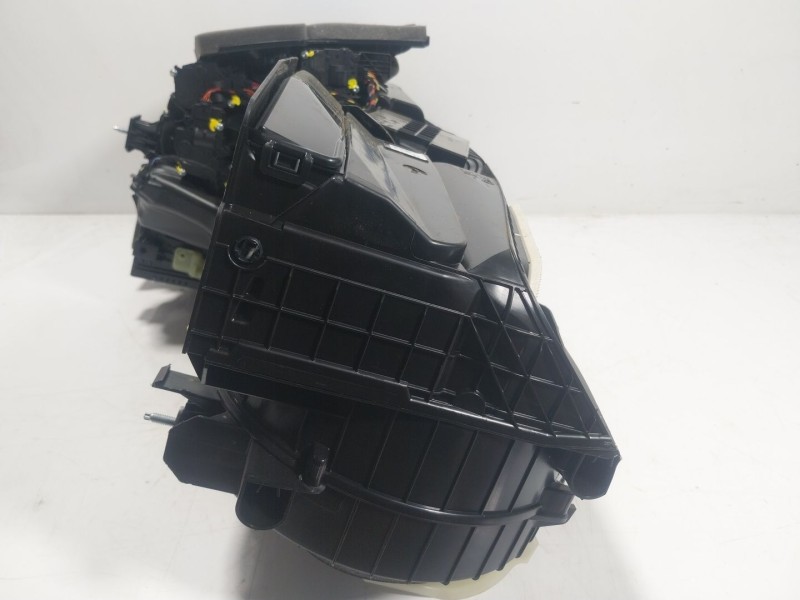 Recambio de calefaccion entera normal para bmw 8 descapotable (g14, f91) 840 i xdrive referencia OEM IAM 64116836881 5A328B8 
