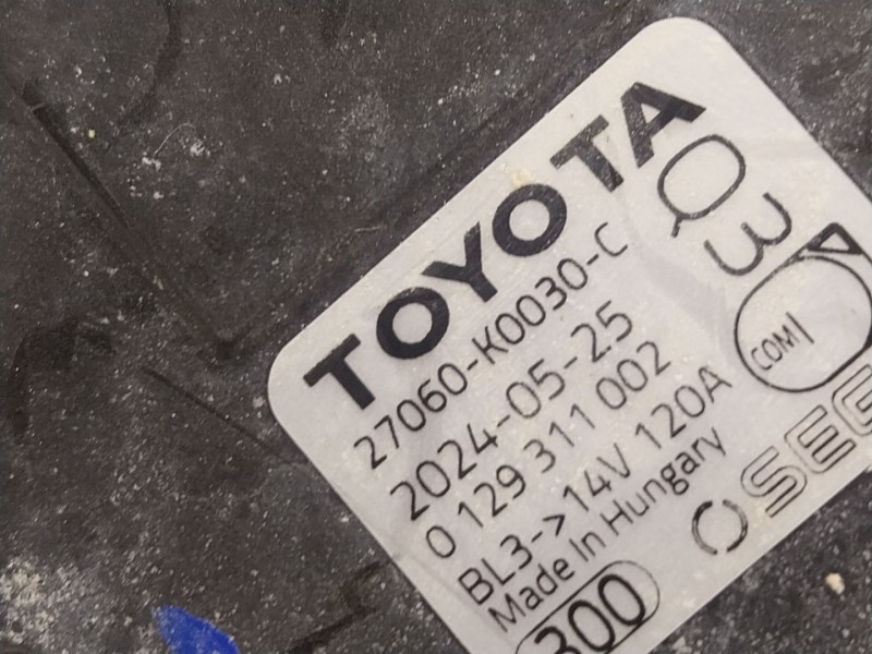 Recambio de alternador para toyota yaris (_p21_, _pa1_, _ph1_) 1.5 (mxpa11) referencia OEM IAM 27060K0030 27060KO030 