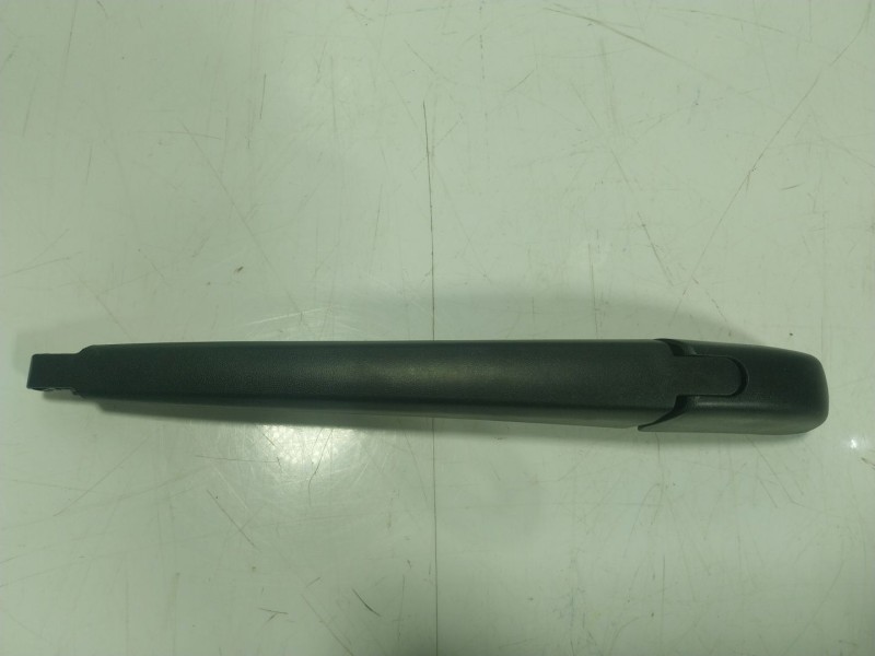 Recambio de brazo limpia trasero para toyota yaris (_p21_, _pa1_, _ph1_) 1.5 (mxpa11) referencia OEM IAM 85241K0010  