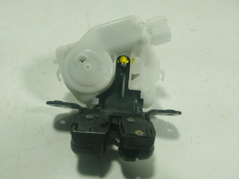 Recambio de cerradura maletero / porton para toyota yaris (_p21_, _pa1_, _ph1_) 1.5 (mxpa11) referencia OEM IAM 6935002090  